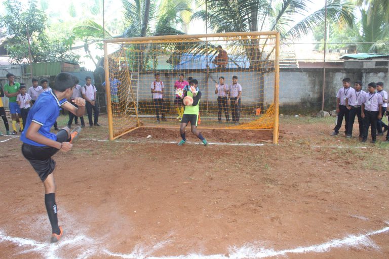FOOTBALL1